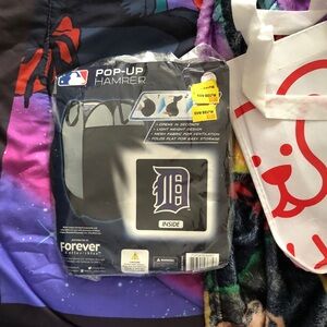 Forever Collectibles Detroit Tigers Pop-Up Hamper - Black and White